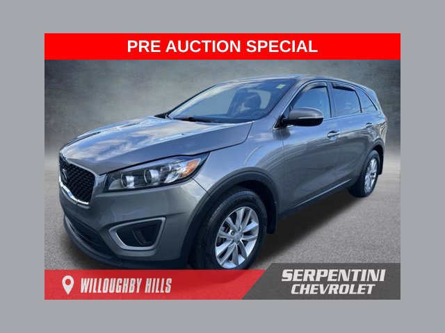 Used 2017 Kia Sorento L FWD image 1