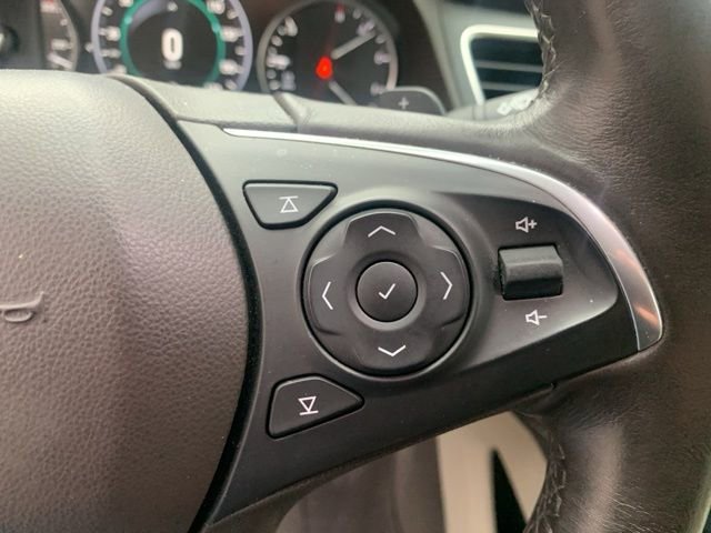 Used 2019 Buick LaCrosse Essence w/ Sights and Sounds Package image 20