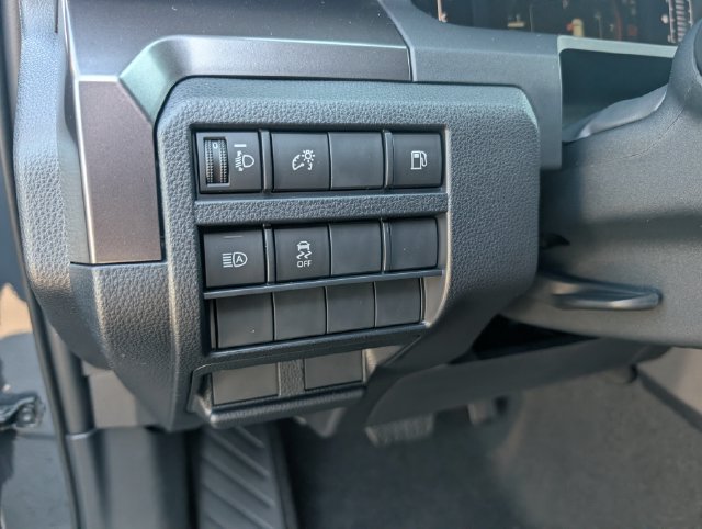New 2026 Toyota 4Runner SR5 AWD/4WD image 17