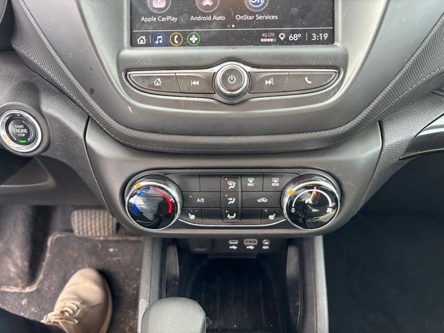 Used 2022 Chevrolet TrailBlazer LT FWD image 12