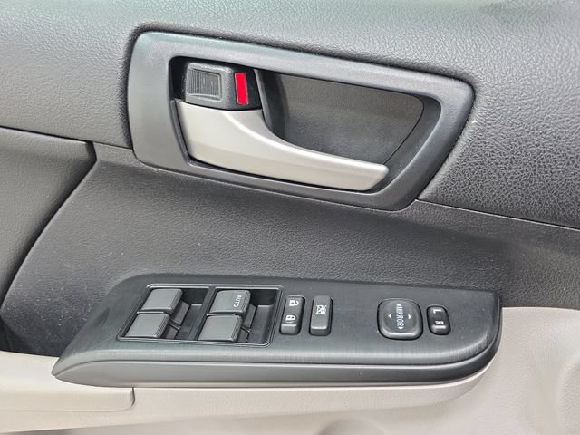 Used 2014 Toyota Camry LE FWD image 28