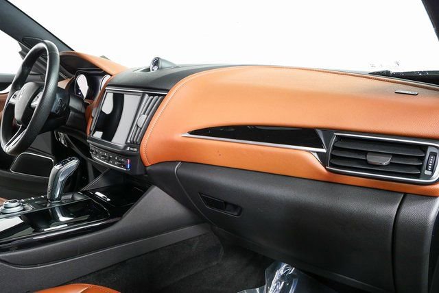 Used 2022 Maserati Levante GT image 25