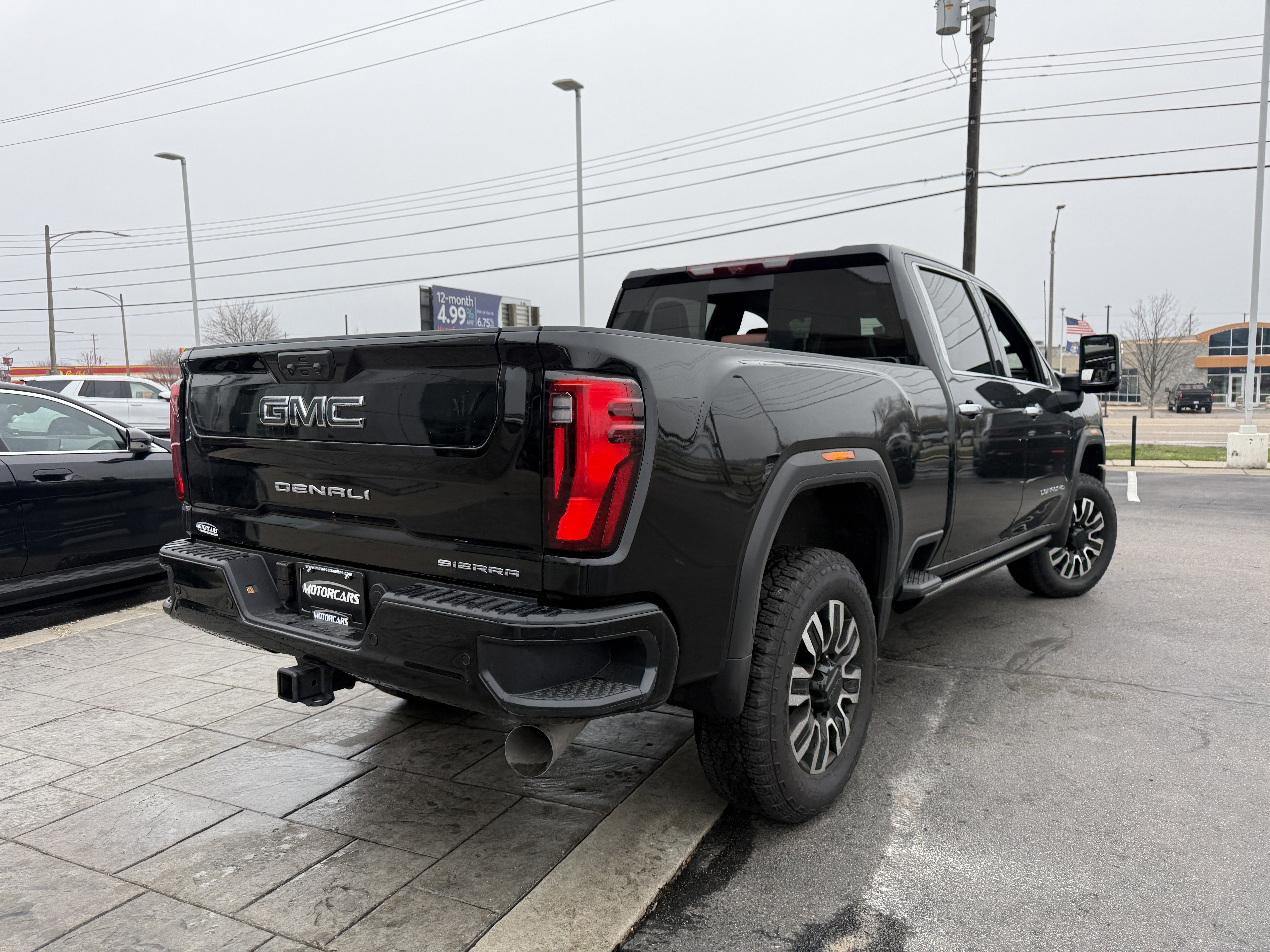 Used 2025 GMC Sierra 2500 Denali Ultimate image 5