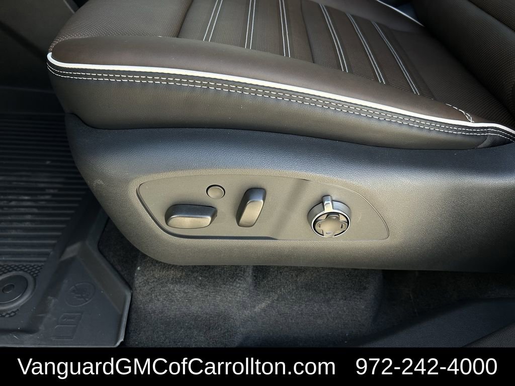 New 2026 GMC Acadia Denali Ultimate w/ LPO, Floor Liner Package image 24