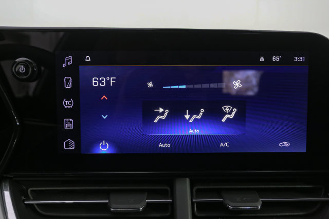 Used 2025 Chevrolet Trax LT w/ Driver Confidence Package FWD image 21