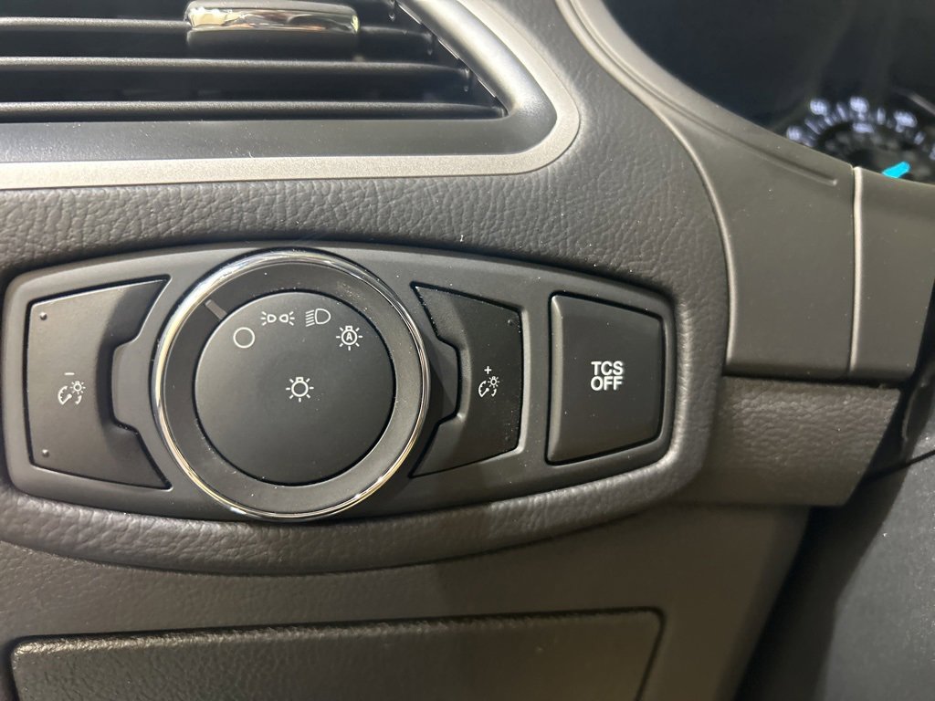 New 2024 Ford Edge SE image 29