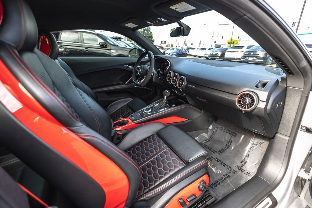 Used 2019 Audi TT RS w/ Technology Package image 28