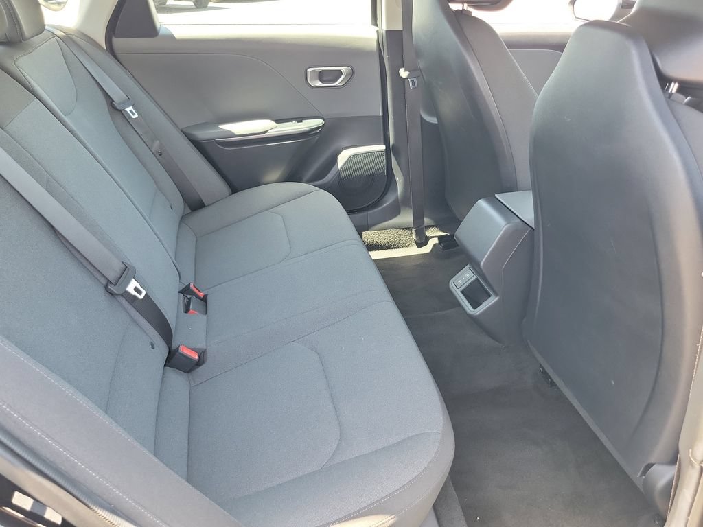 Used 2025 Kia K4 FWD image 22