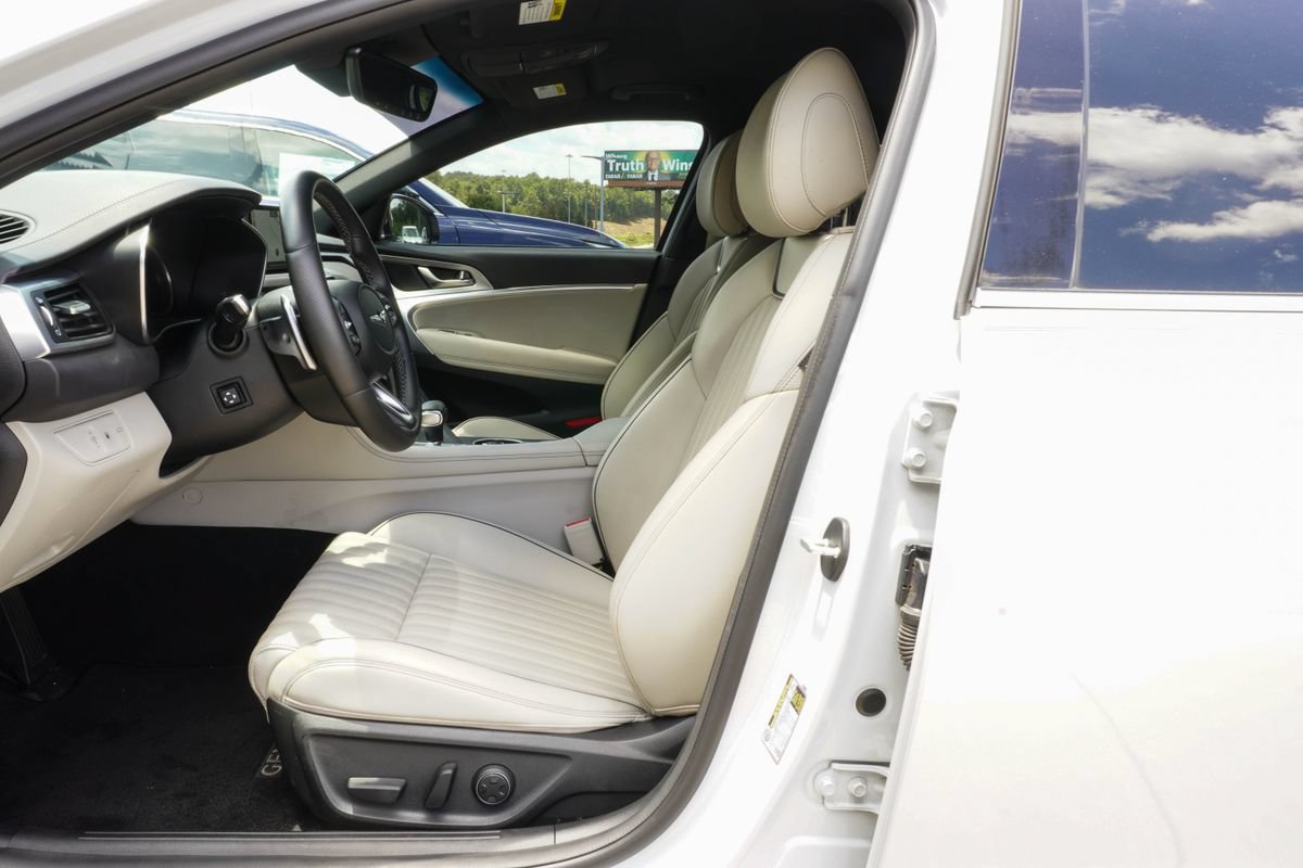 Used 2022 Genesis G70 3.3T RWD image 37