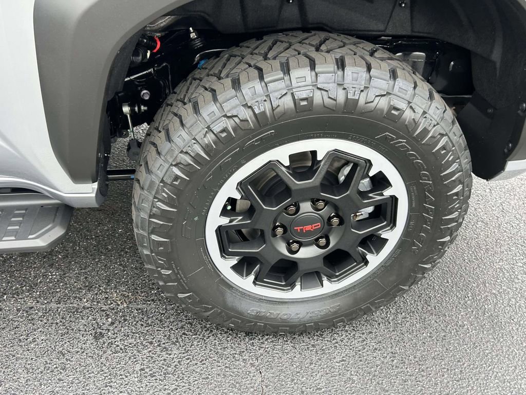 Used 2026 Toyota 4Runner TRD Off-Road Premium AWD/4WD image 11