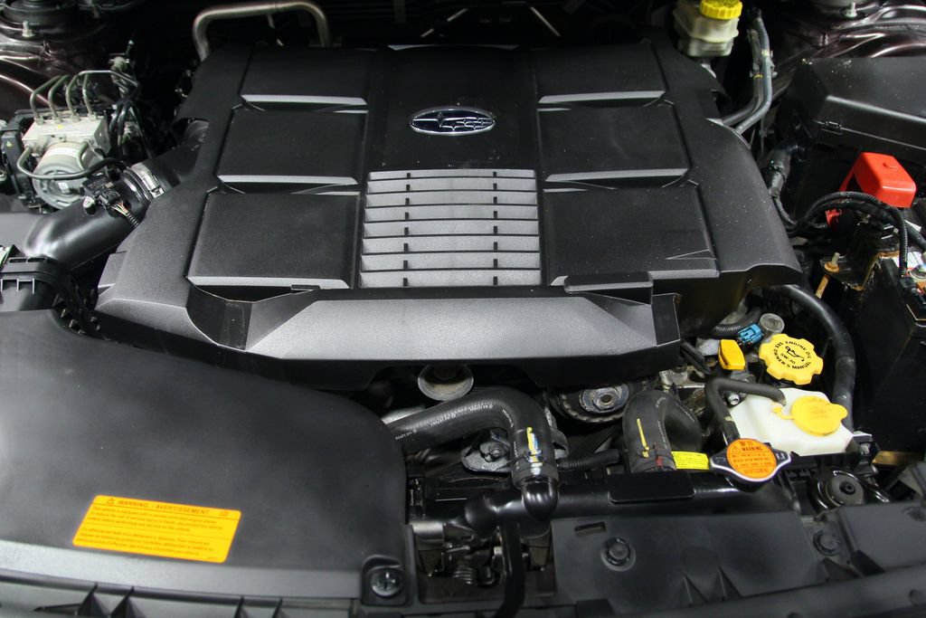 Used 2017 Subaru Outback 3.6R Touring AWD/4WD image 29