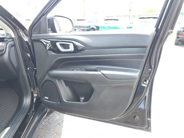 Used 2022 Jeep Compass Trailhawk w/ Trailhawk Elite Group AWD/4WD image 36