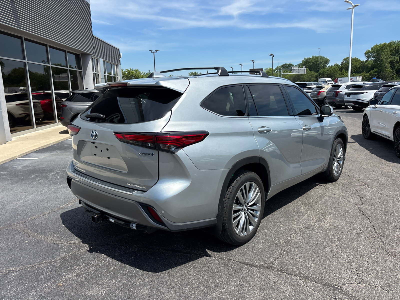 Used 2023 Toyota Highlander Platinum AWD/4WD image 7