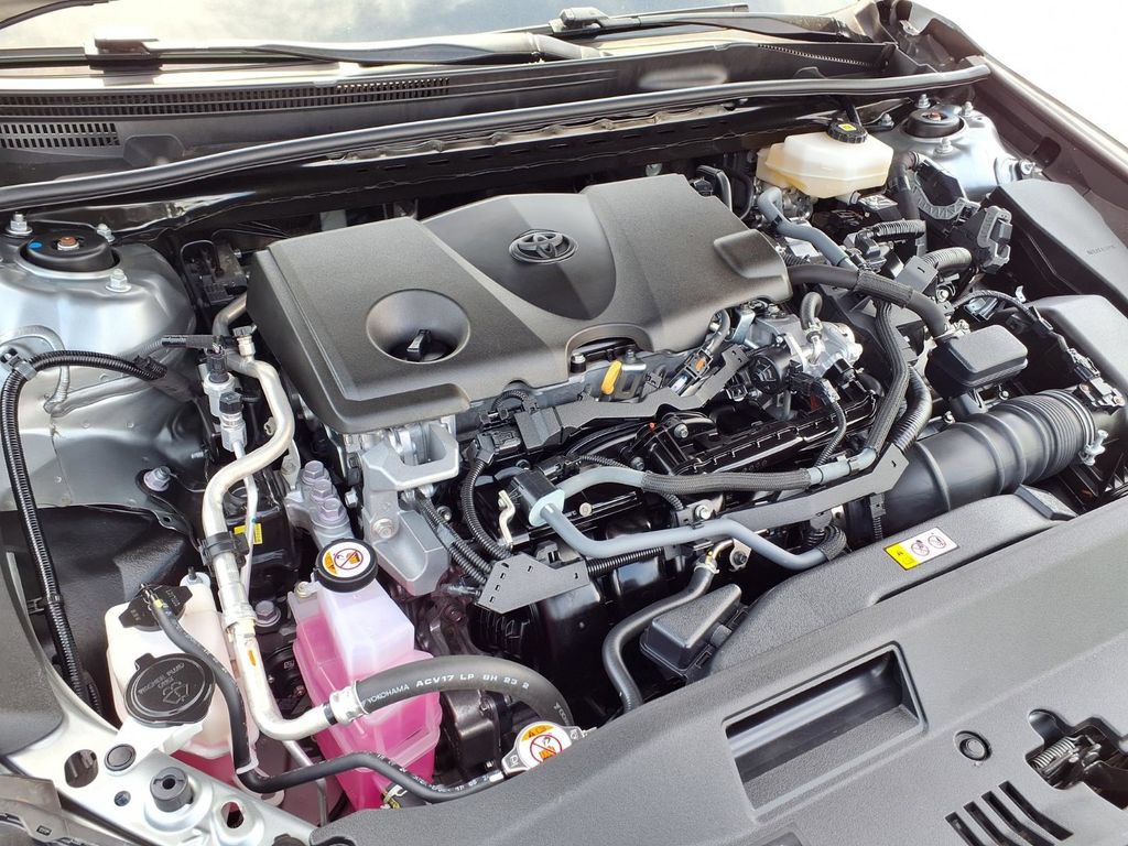 Used 2025 Toyota Camry SE w/ Convenience Package FWD image 24
