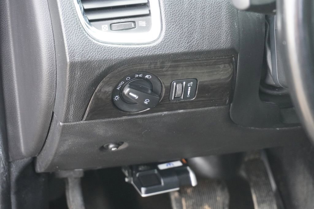 Used 2012 Dodge Durango Crew w/ Leather Interior Group image 18