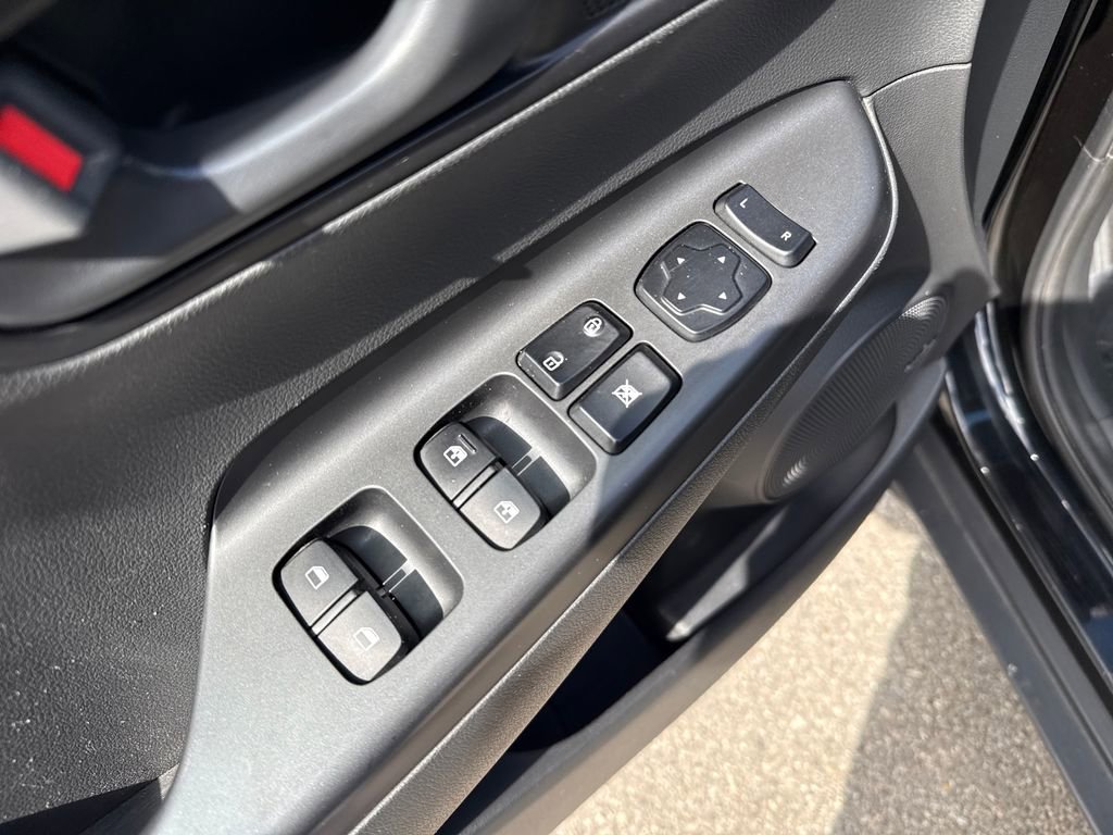 Used 2020 Hyundai Kona SEL Plus image 14