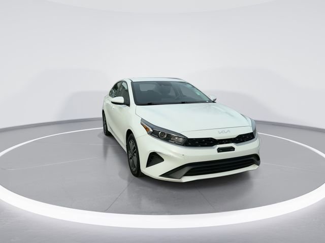 Used 2024 Kia Forte LXS video 2