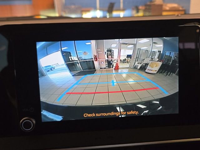 Used 2024 Toyota Prius LE image 17