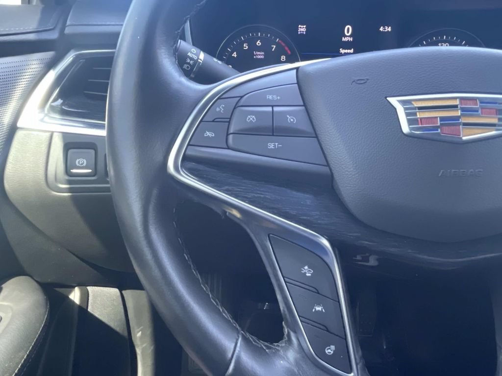 Used 2023 Cadillac XT5 Premium Luxury w/ Technology Package AWD/4WD image 24