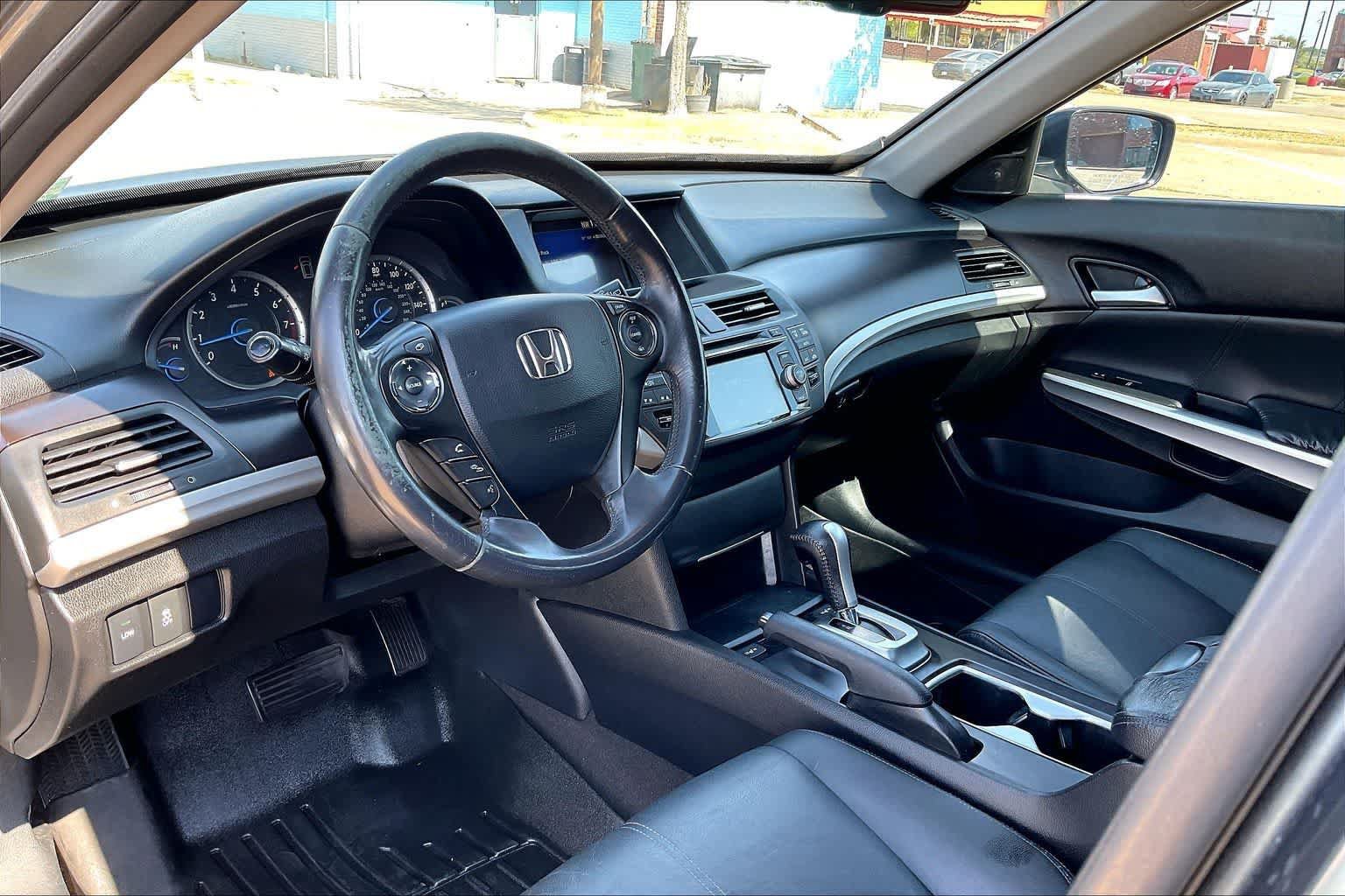 Used 2013 Honda Crosstour EX-L image 2