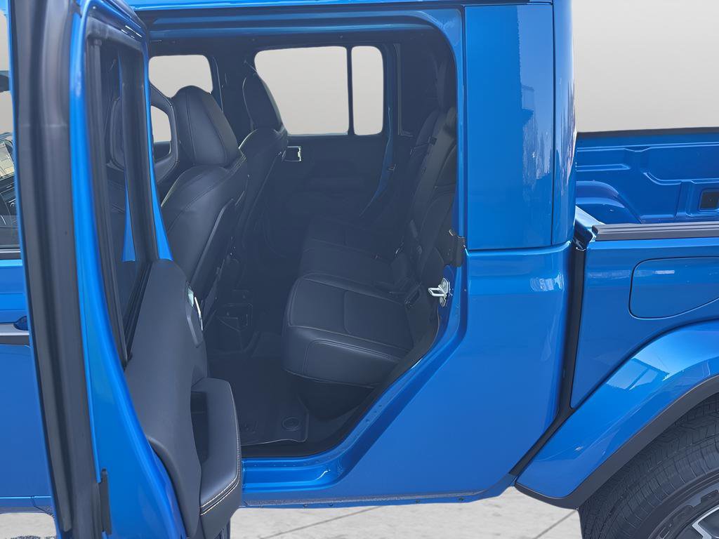 New 2026 Jeep Gladiator Sport AWD/4WD image 10