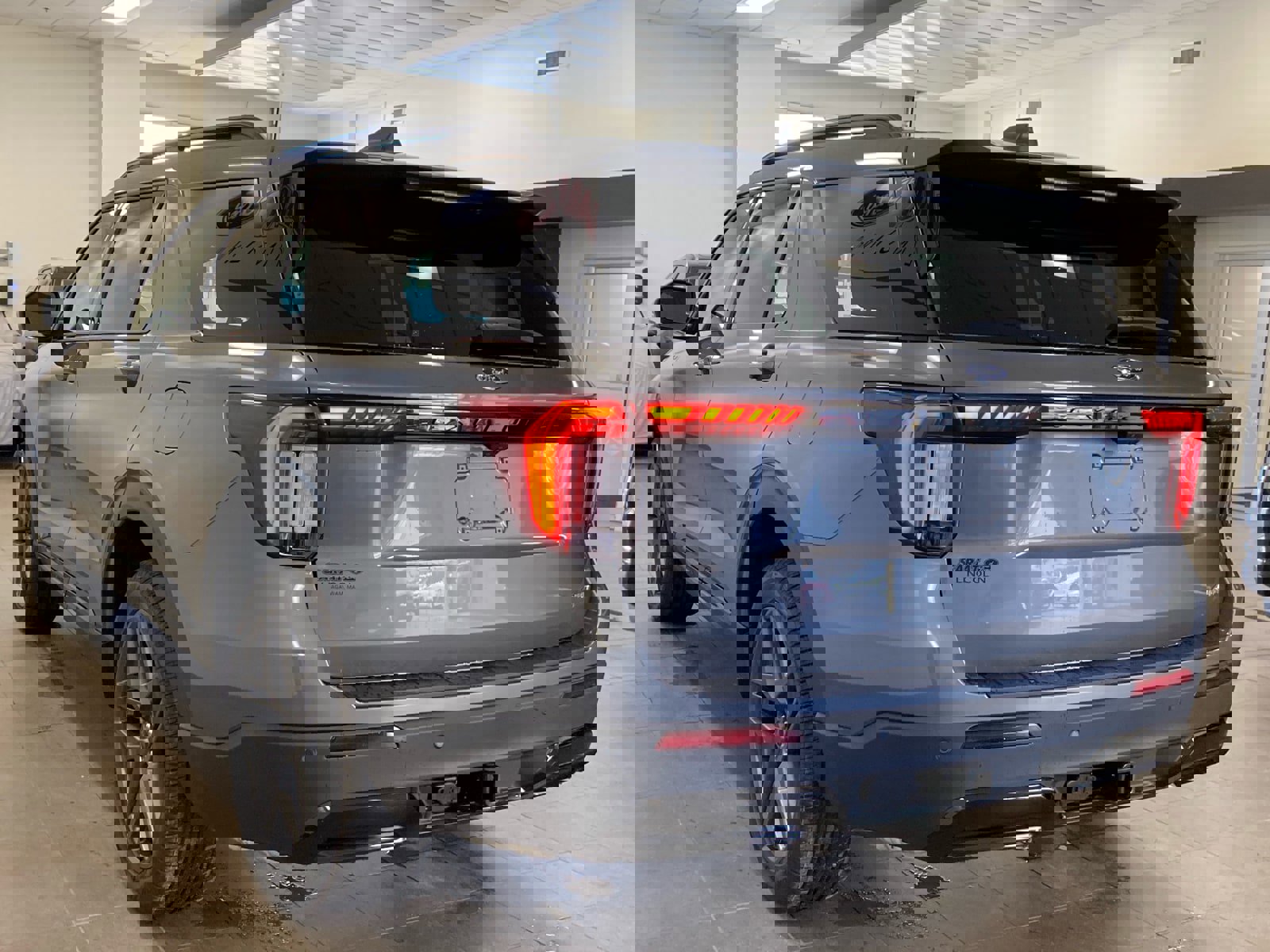 New 2026 Ford Explorer ST-Line image 12