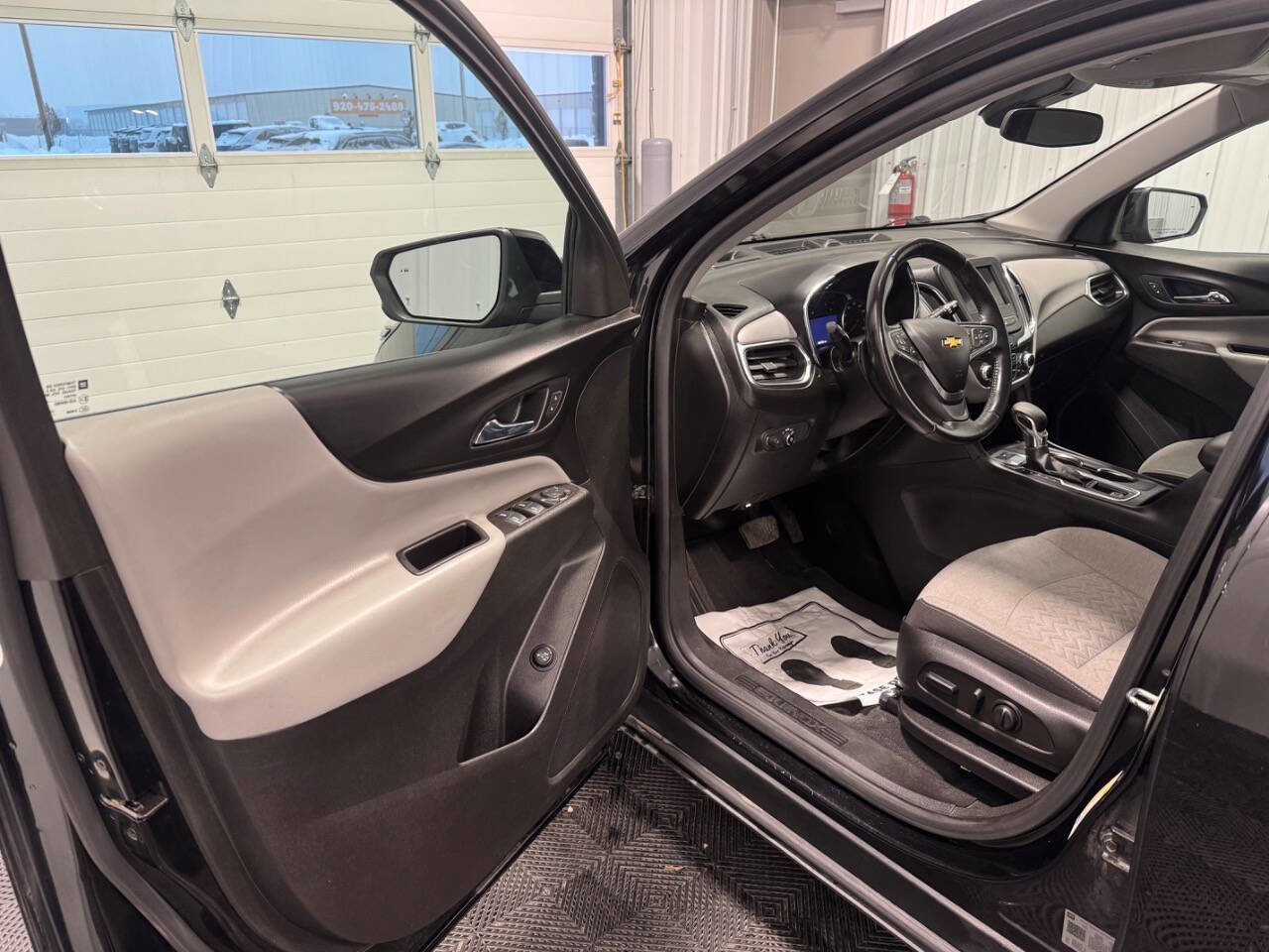 Used 2022 Chevrolet Equinox LT image 9