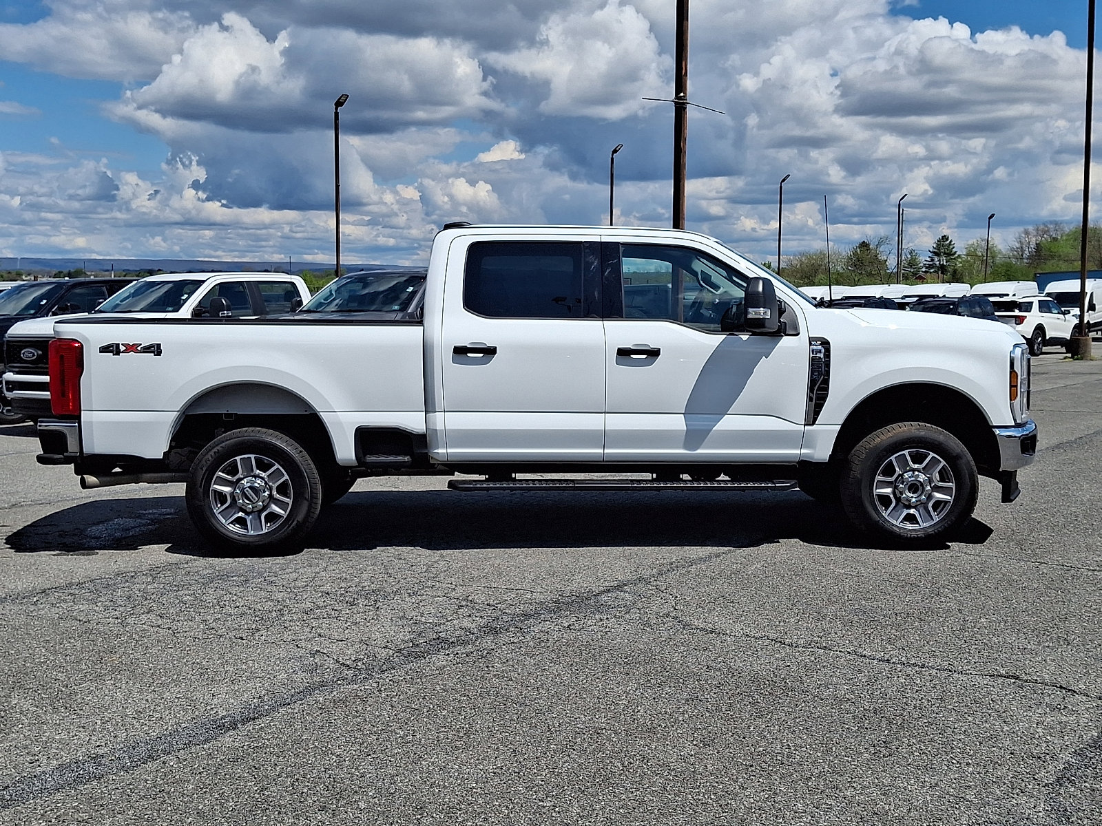 Used 2025 Ford F250 XLT w/ Snow Plow Prep Package AWD/4WD image 7