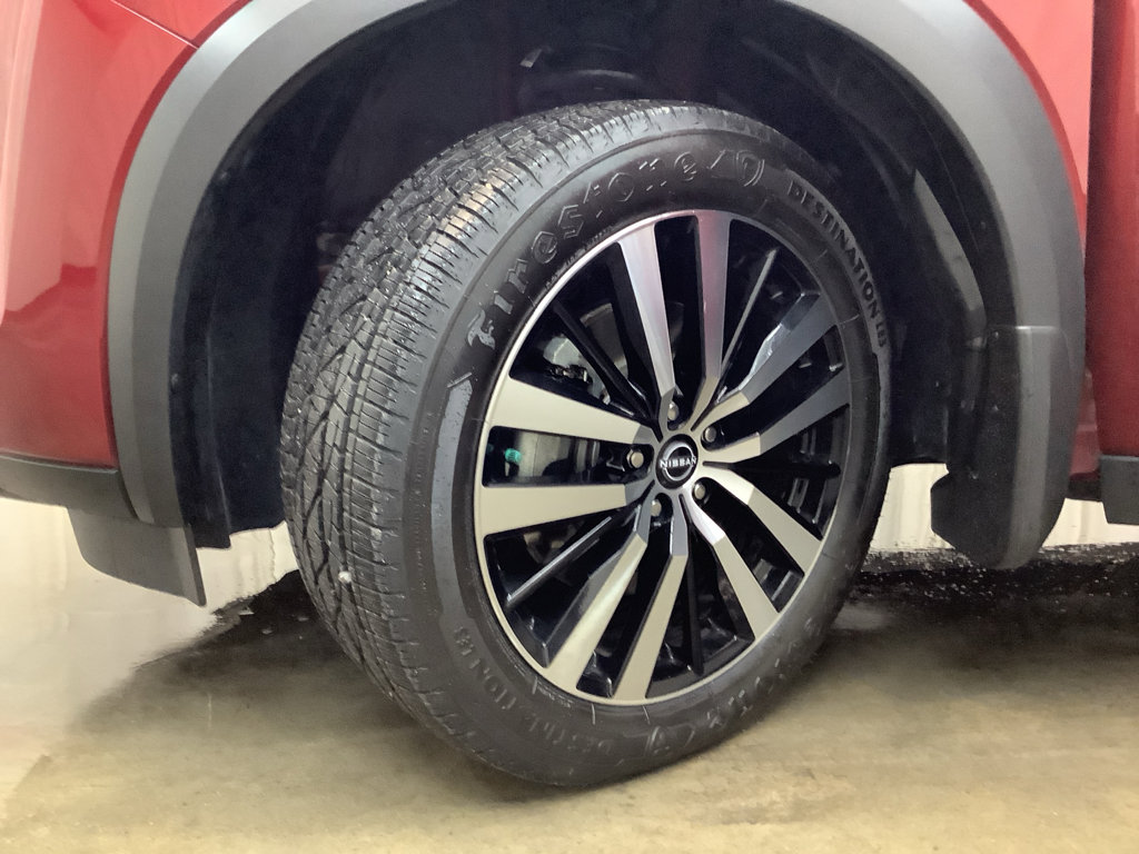 Used 2023 Nissan Pathfinder Platinum AWD/4WD image 28