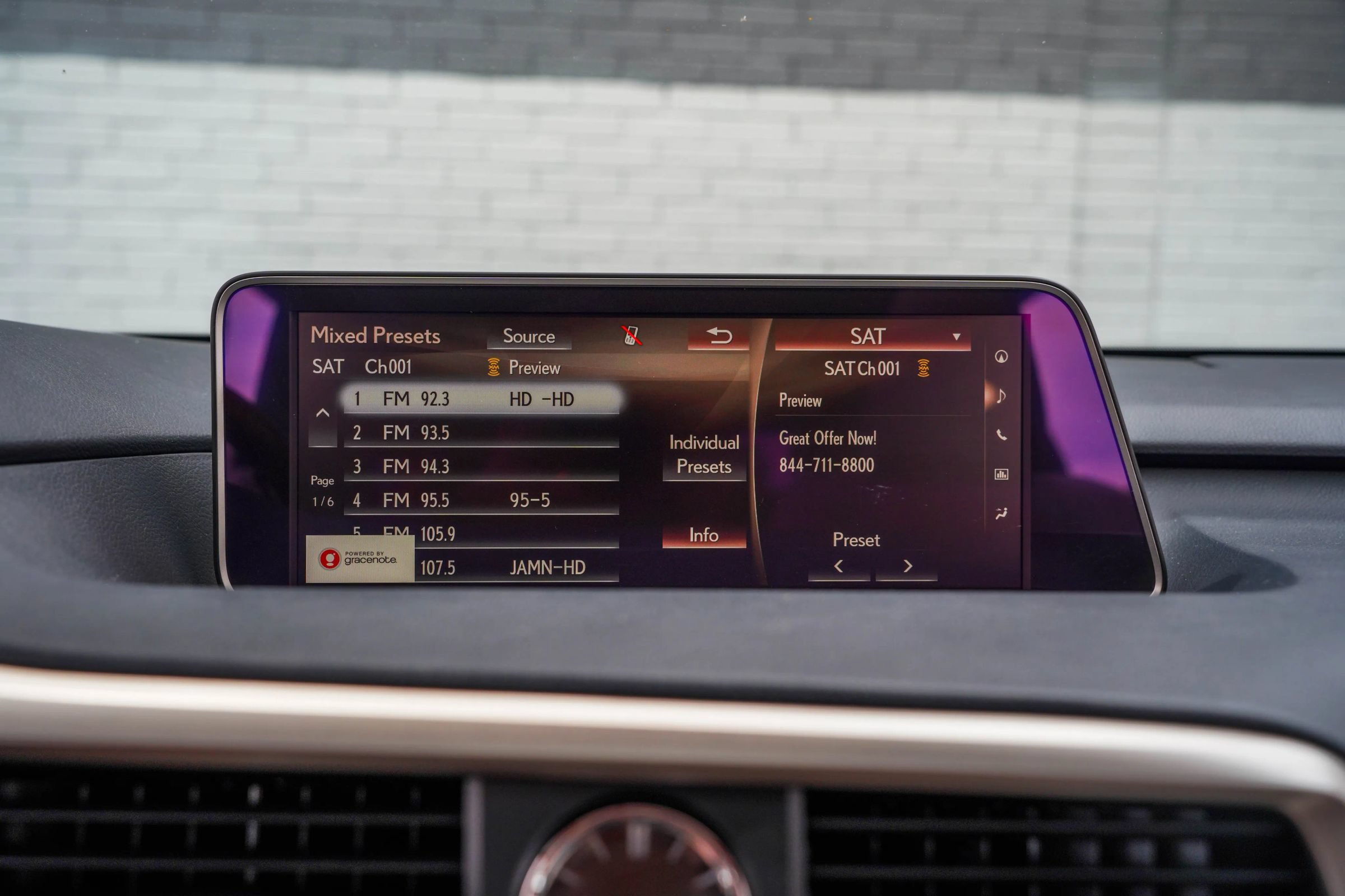 Used 2018 Lexus RX 450hL Premium w/ Premium Package AWD/4WD image 19