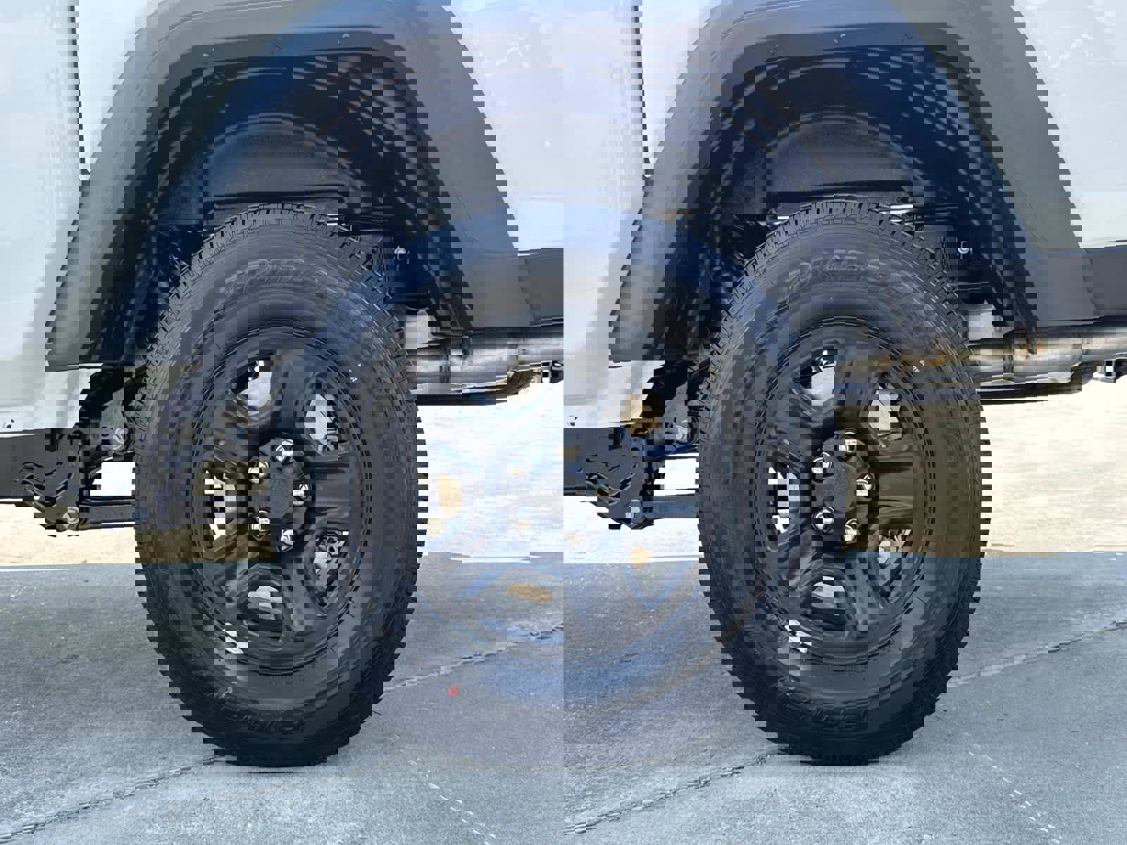 New 2025 Jeep Gladiator Sport image 7