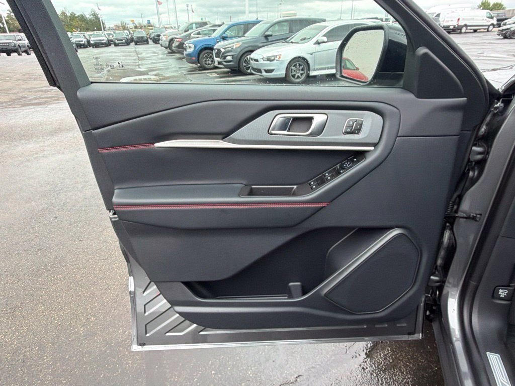 New 2027 Ford Explorer ST-Line w/ Premium Package AWD/4WD image 23