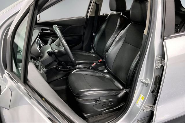 Used 2017 Buick Encore Preferred AWD/4WD image 19