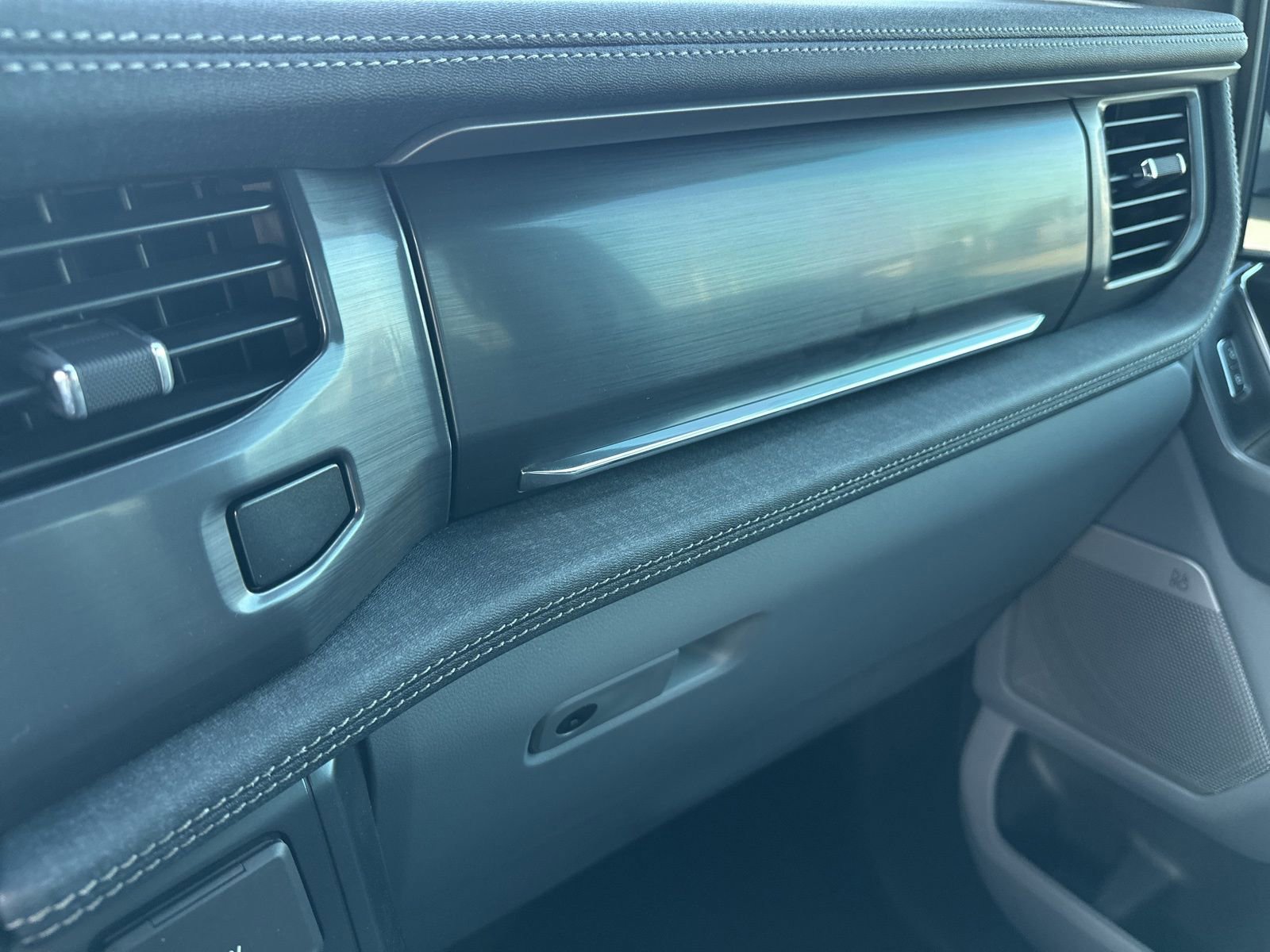 New 2025 Ford F150 Lightning Flash image 31