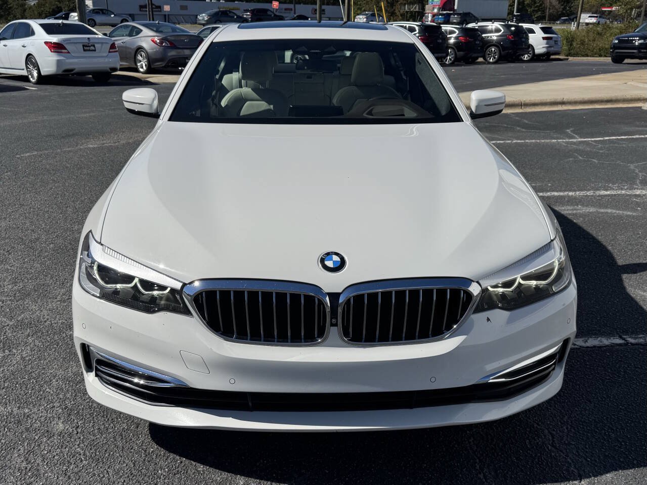 Used 2017 BMW 530i RWD image 2