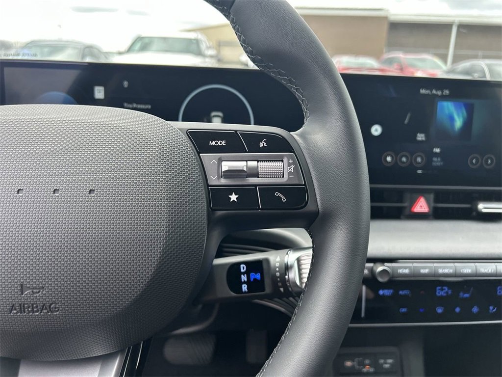 New 2025 Hyundai Ioniq 5 SE image 27