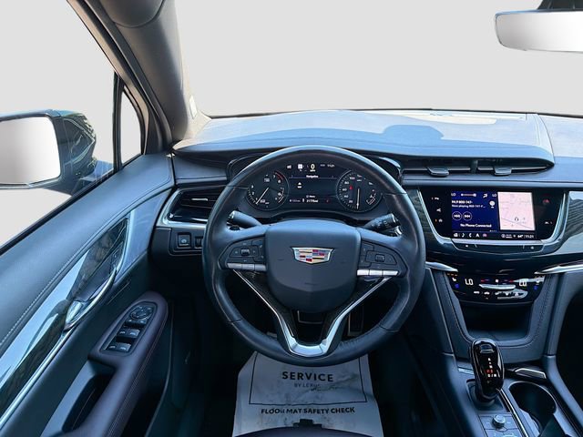 Used 2024 Cadillac XT6 Premium Luxury w/ Technology Package image 18