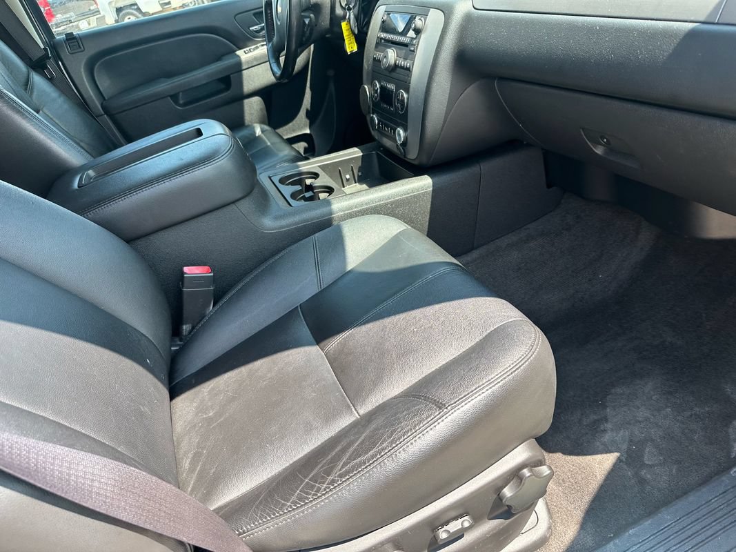 Used 2012 Chevrolet Avalanche LT AWD/4WD image 17