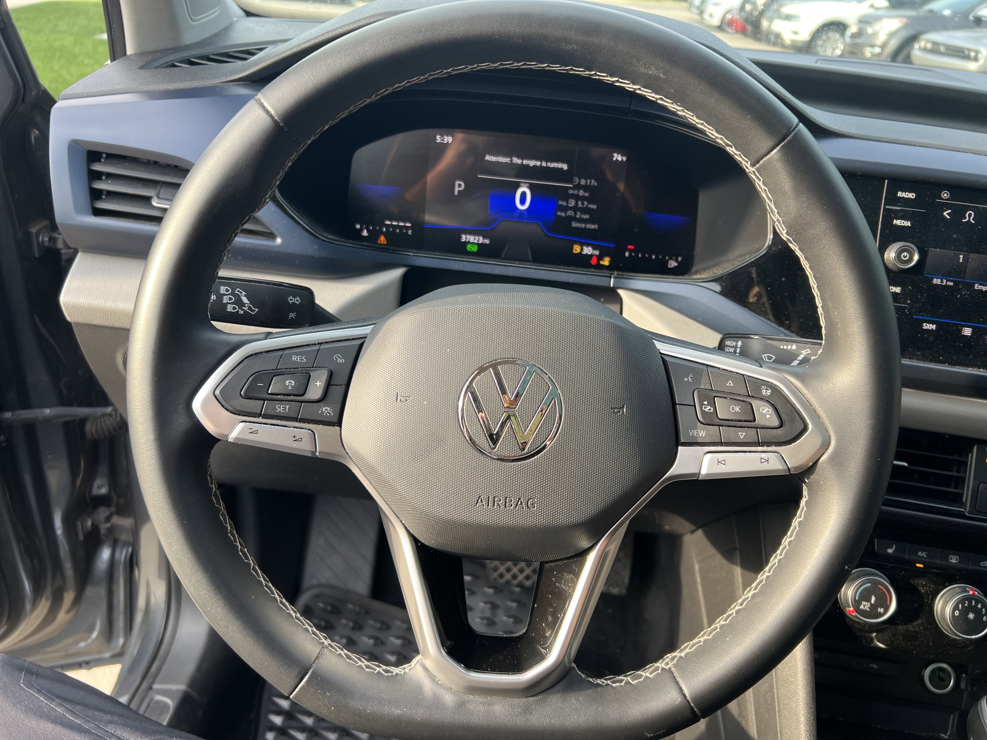 Certified 2023 Volkswagen Taos SE w/ Panoramic Sunroof Package FWD image 16