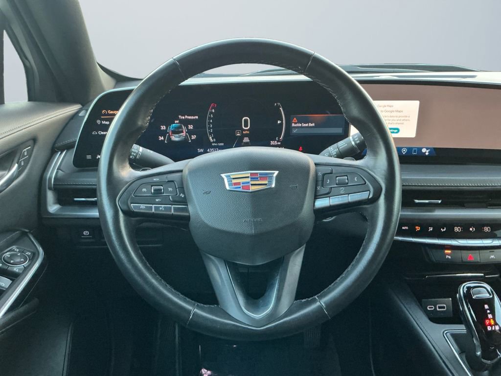 Used 2024 Cadillac XT4 Premium Luxury image 13