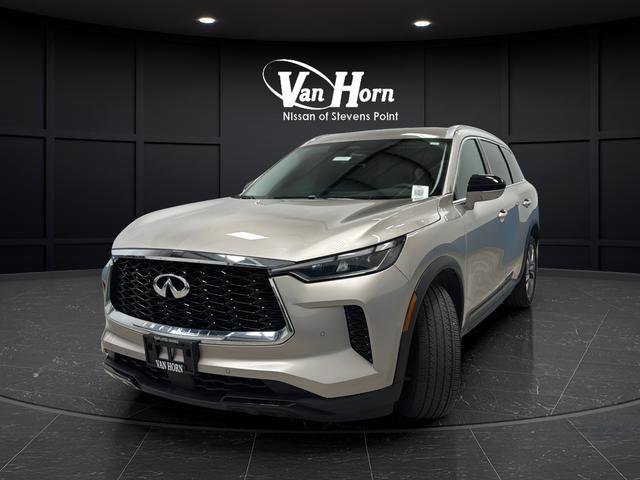 Used 2023 INFINITI QX60 Luxe image 3