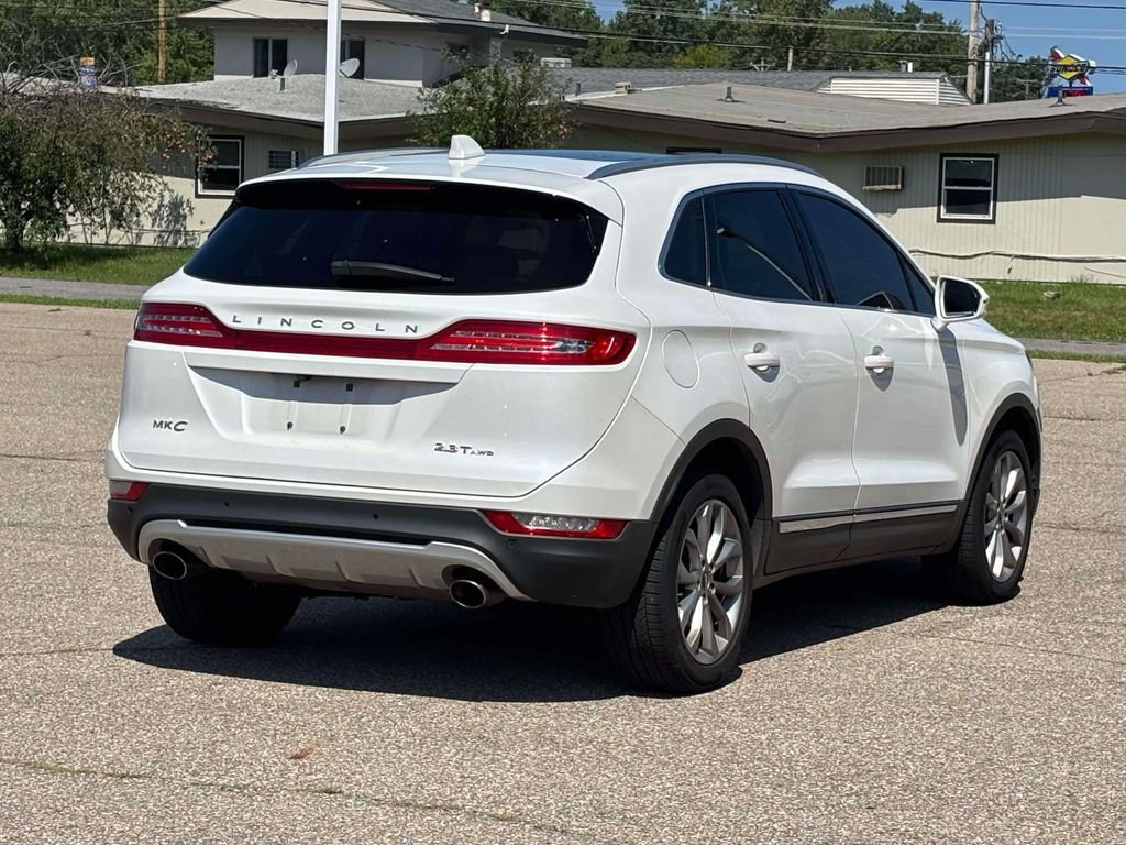 Used 2017 Lincoln MKC Select w/ Select Plus Package AWD/4WD image 31