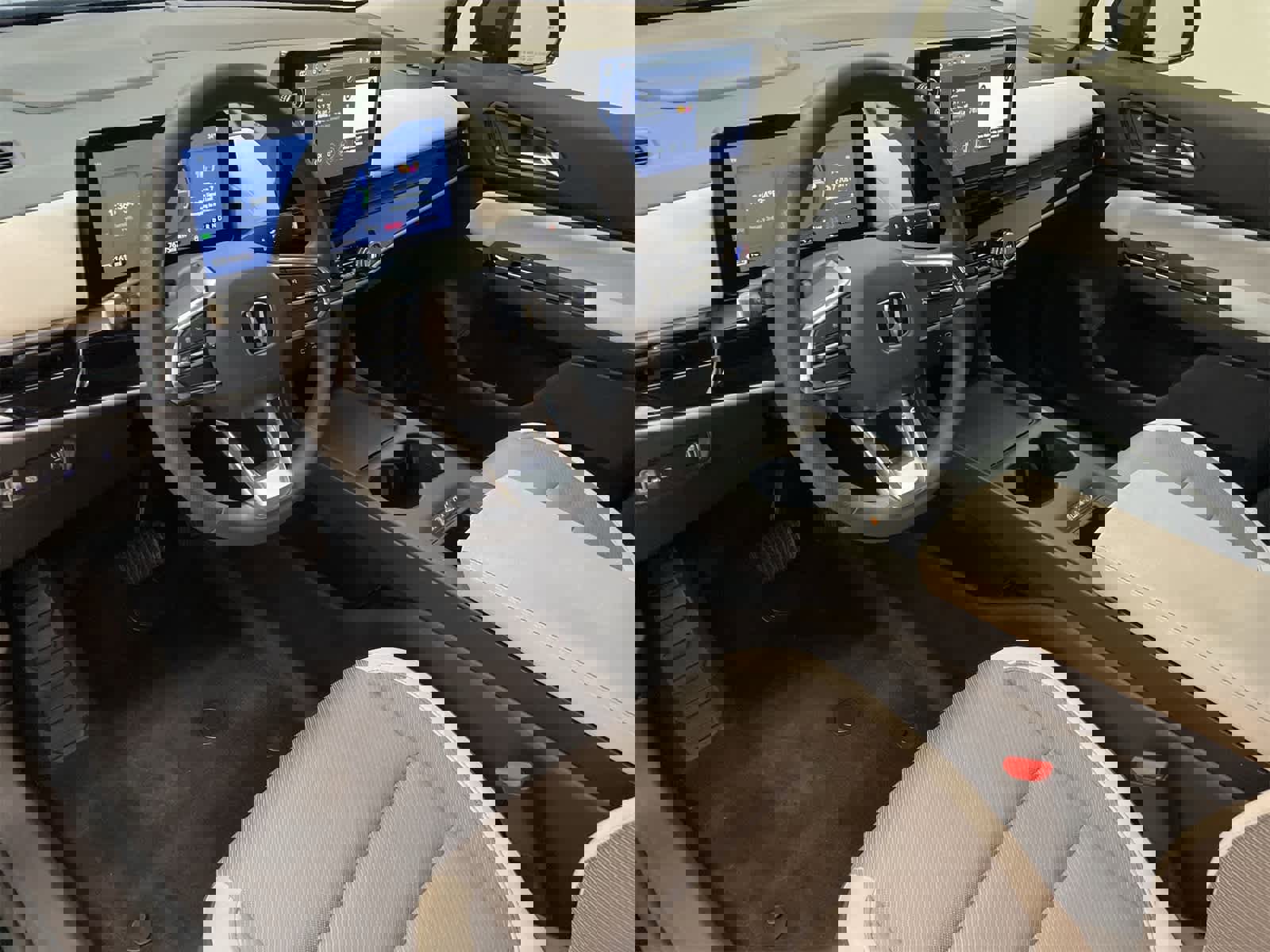 Certified 2024 Honda Prologue EX image 2