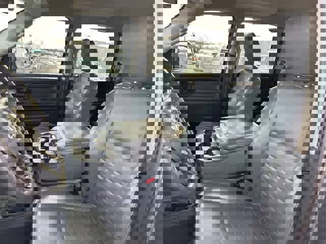 Used 2018 RAM 3500 Tradesman w/ Chrome Appearance Group image 4