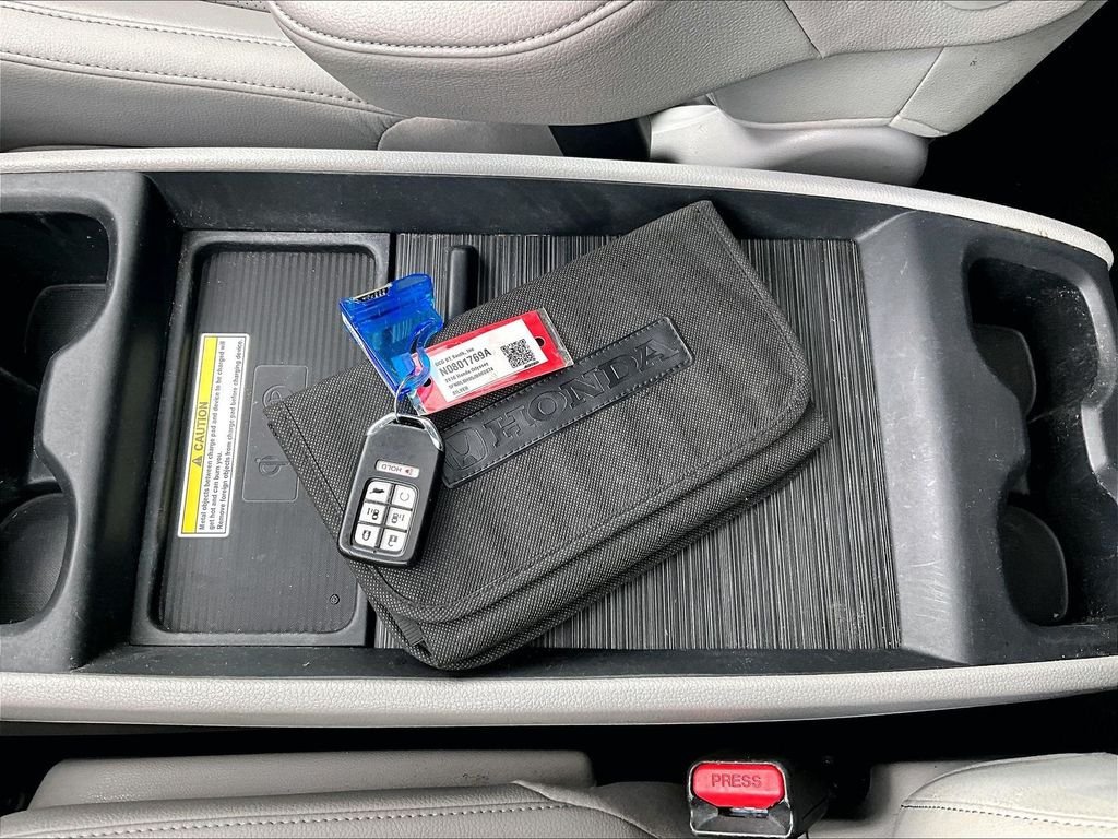 Used 2018 Honda Odyssey Elite image 32