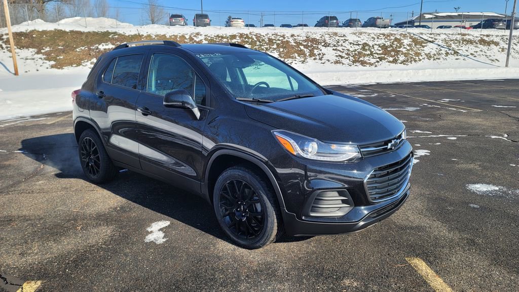 Used 2022 Chevrolet Trax LT w/ Driver Confidence Package image 16