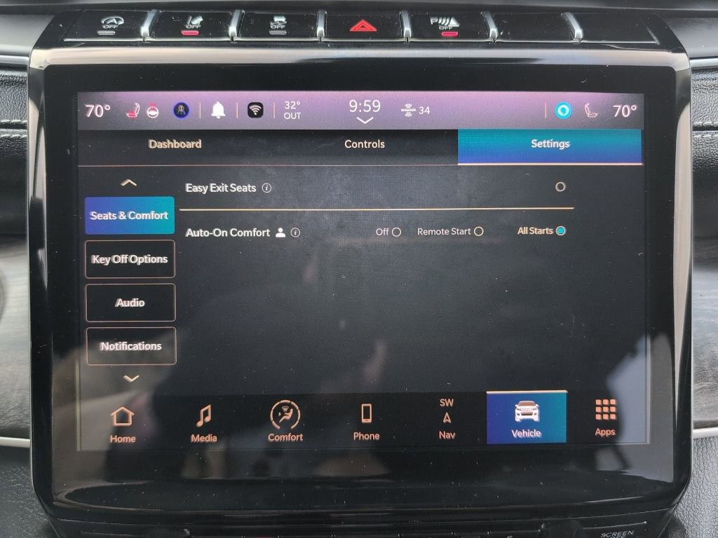 Used 2023 Jeep Grand Cherokee Limited w/ Luxury Tech Group II image 58