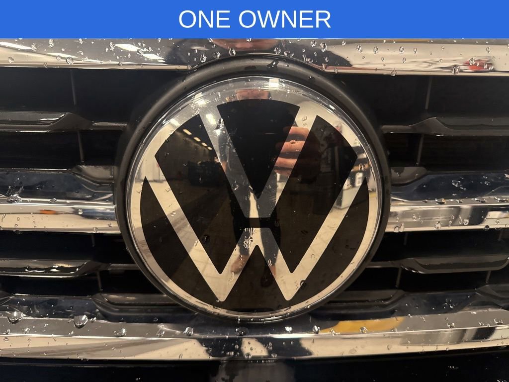 Used 2022 Volkswagen Atlas SEL Premium image 3