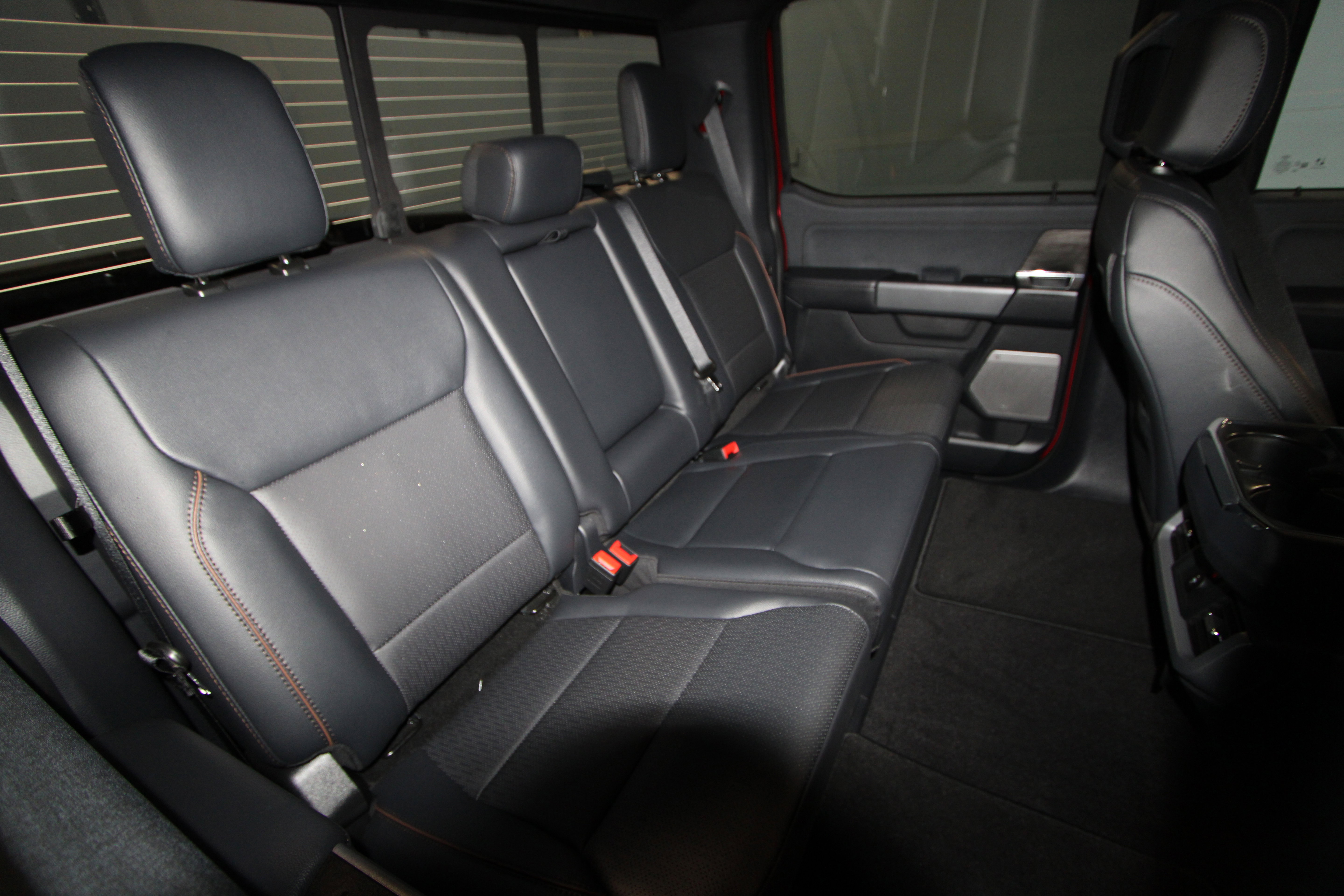 New 2025 Ford F150 Lariat w/ Equipment Group 502A High AWD/4WD image 23