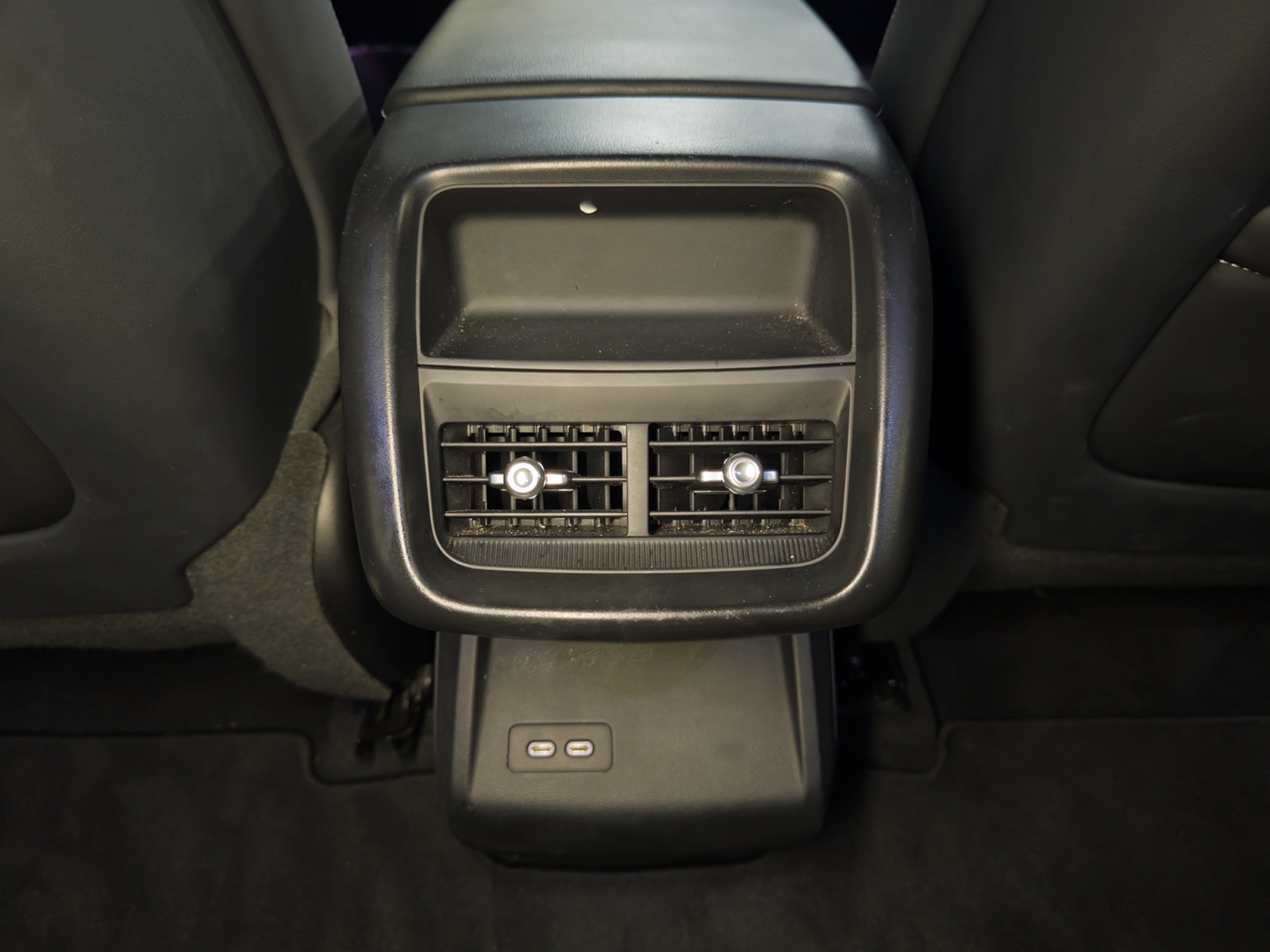 Used 2024 Cadillac Lyriq Sport w/ LPO, Floor Liner Package RWD image 22